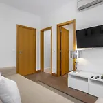 Alfama Deluxe *