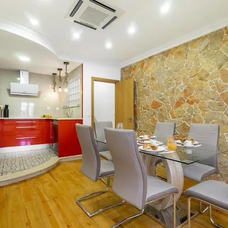 Apartment Alfama Deluxe *