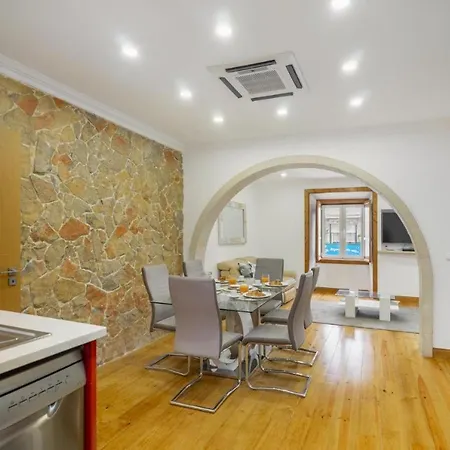 Alfama Deluxe Lägenhet *