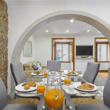 Apartament Alfama Deluxe *