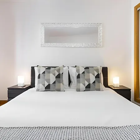 Alfama Deluxe Apartment, By Match